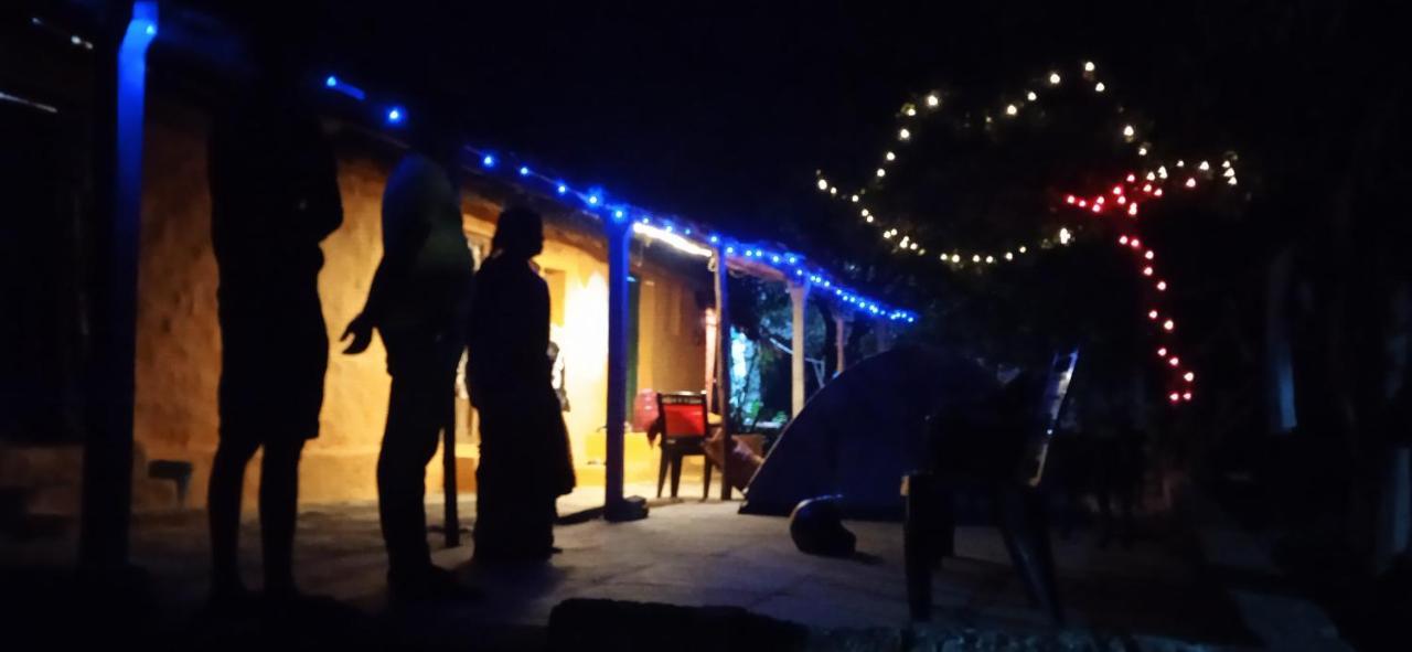 Hotel Drunken Monkey Camping Site Hampi Exterior foto